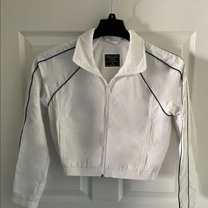 Abercrombie and Fitch bomber jacket cropped in Women XS